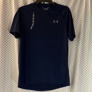 152 Under Armour T-shirt